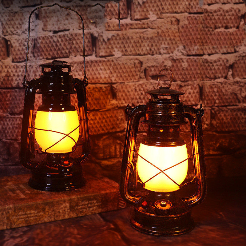 Retro Outdoor Camping Kerosene Lamp